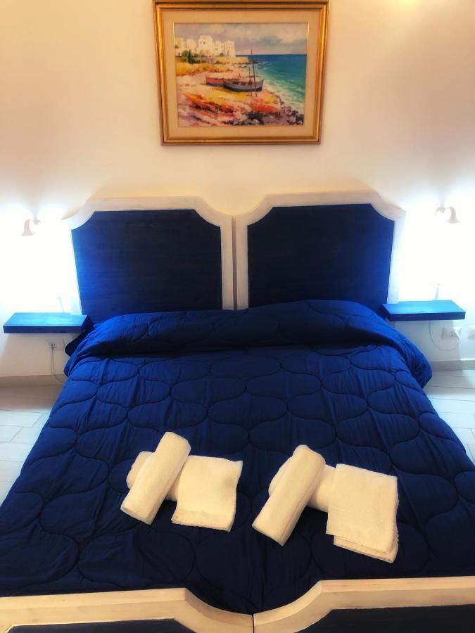 Palazzo Salia Bed & Breakfast เลชเช ภายนอก รูปภาพ
